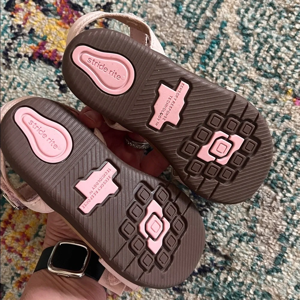 Stride rite Savannah light pink bow sandals